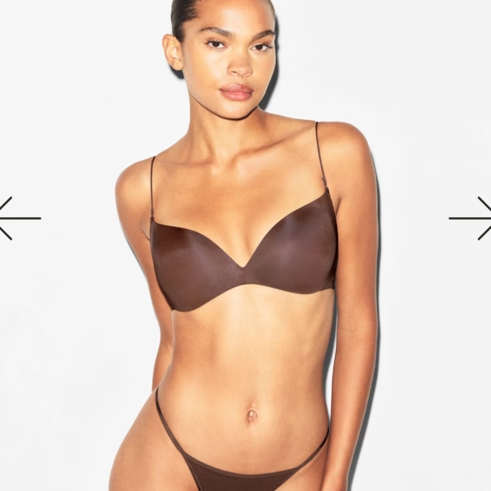 SKIMS Micro Strap Wireless Form Bra in Cocoa